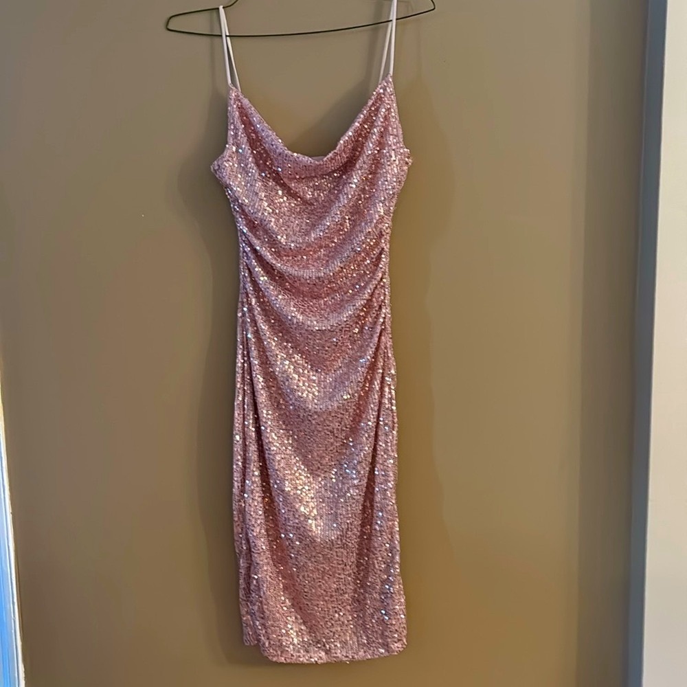 NWT Hello Molly Rose Gold sequins midi dress
